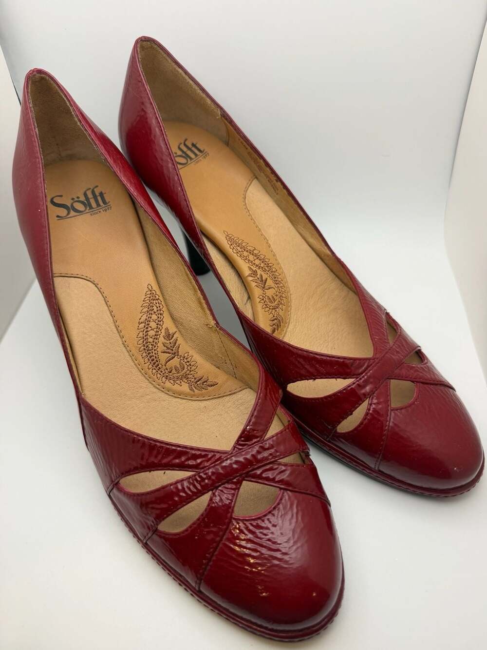 Sofft Women Red Patent Leather Pump Heel Shoe Size 10
